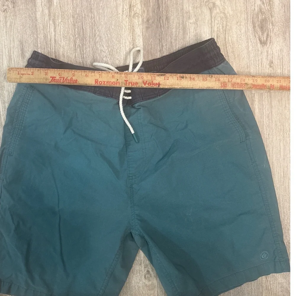 FatFace Men's Camber Board Shorts Size Large Teal Navy Mesh‎ Lined Swim Trunks
